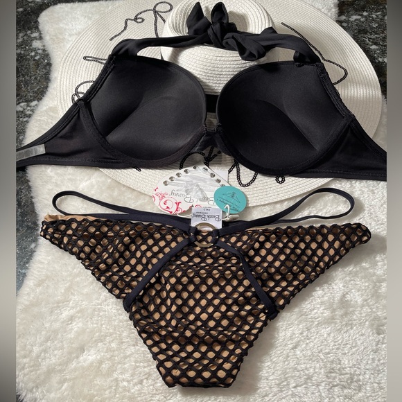 Victoria’s secret’s bombshell top 34D or 34DD and beach bunny XL bottoms - Picture 10 of 12